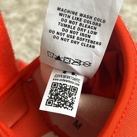 Brand New Under Armour F8 Glue Grip Football Gloves for Skill Players Orange - Picture 14 of 15